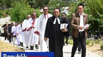 Lagu Pujian “Melayani Lebih Sungguh” Berkumandang di HKBP Nagurguran Sijamapolang.