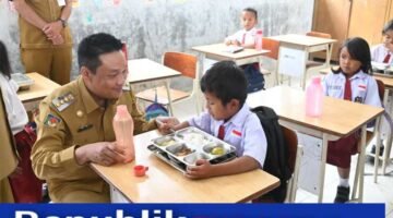 Bupati Humbang Hasundutan Tinjau Pelaksaaan MBG di Lintongnihuta.