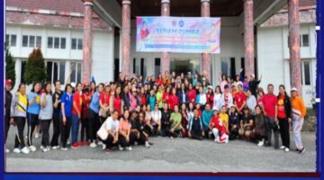 Semangat Kebersamaan DWP Humbahas Senam Zumba .