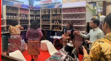 Wakil Presiden Kunjungi Stand Dekranasda Humbahas di JICC