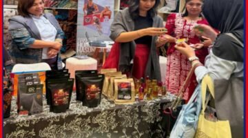 Wakil Menteri Pariwisata Apresiasi Pameran Dekranasda Humbahas di JICC