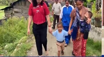 Wakil Bupati Humbahas Sambangi Korban Terdampak Bencana Alam.