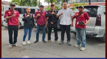 Lembaga Bantuan Hukum ( LBH ) Harimau Raya Gelar Berbagi Takjil Di Bulan Ramadhan 1447 H/2026 M