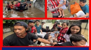 Batalyon A Pelopor Brimob Polda Metro Jaya Evakuasi Warga Terdampak Banjir di Bangka VII Jakarta Selatan.