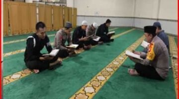 Batalyon A Pelopor Tadarus Al-Qur’an di Kwitang, Perkuat Mental Personel Selama Ramadan