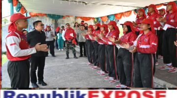 Bupati Humbahas Berikan Motivasi Kepada Paskibraka.