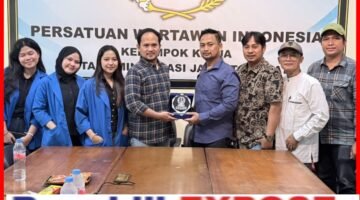 Dua Bulan PPL di Pokja PWI Wali Kota Jakbar, Mahasiswi Ilmu Komunikasi Buddha Resmi Pamitan