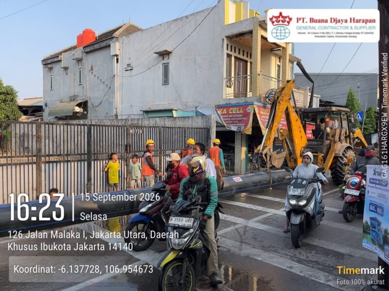 PAM Jaya membangun jaringan pipa SPAM di Malaka-Rorotan untuk meningkatkan layanan dan kualitas air bersih warga. (foto: arsip PAM Jaya)