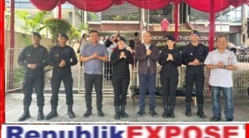 Brimob Metro Jaya Hadir di Tengah Jemaat, Layani hingga Ikut Beribadah di Menteng