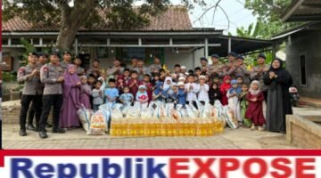 Brimob Polda Metro Jaya Hadirkan Kepedulian, Salurkan Bantuan Sembako di TPA Maratus Tsaniah Bogor