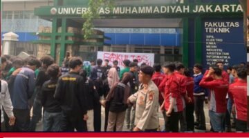 BEM Fakultas Teknik UMJ Gelar Aksi Unjuk Rasa, Sampaikan Delapan Tuntutan kepada Pimpinan Fakultas