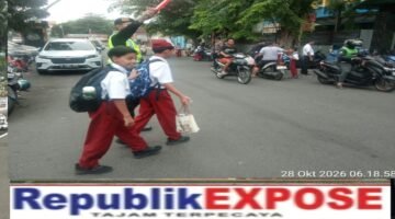 Satuan Brimob Metro Jaya Atur Lalu Lintas di Petamburan, Arus Kendaraan Lancar