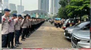 Brimob Polda Metro Jaya Kawal Penyampaian Aspirasi di Sejumlah Titik Ibu Kota, Pastikan Pelayanan Aksi Unjuk Rasa Berjalan Tertib